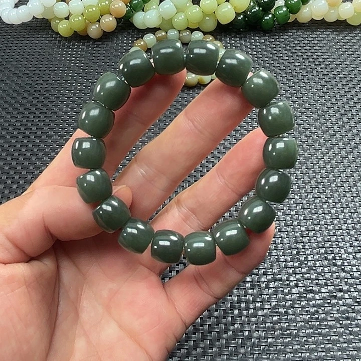 和田玉未镶嵌手链