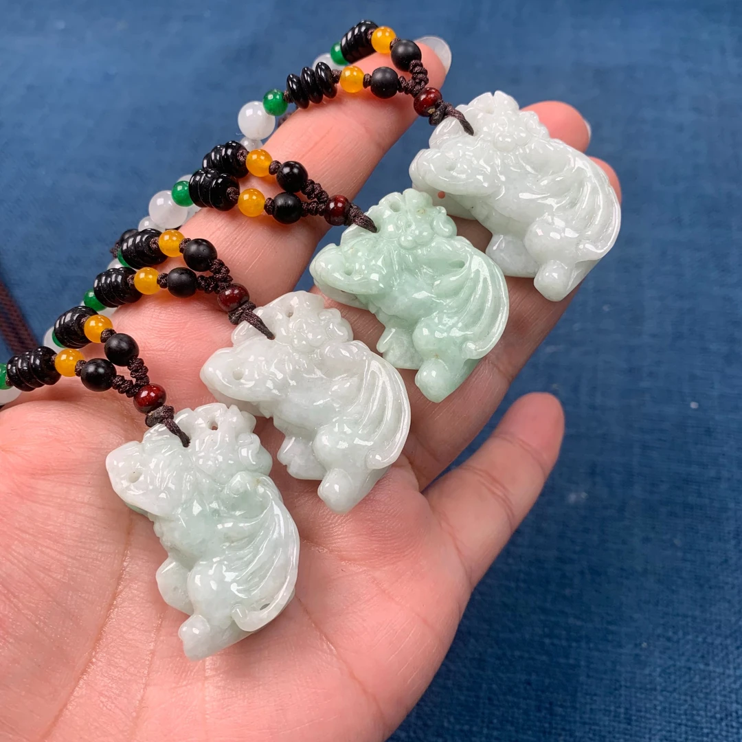 貔貅 精品翡翠吊坠 多样性发货一个