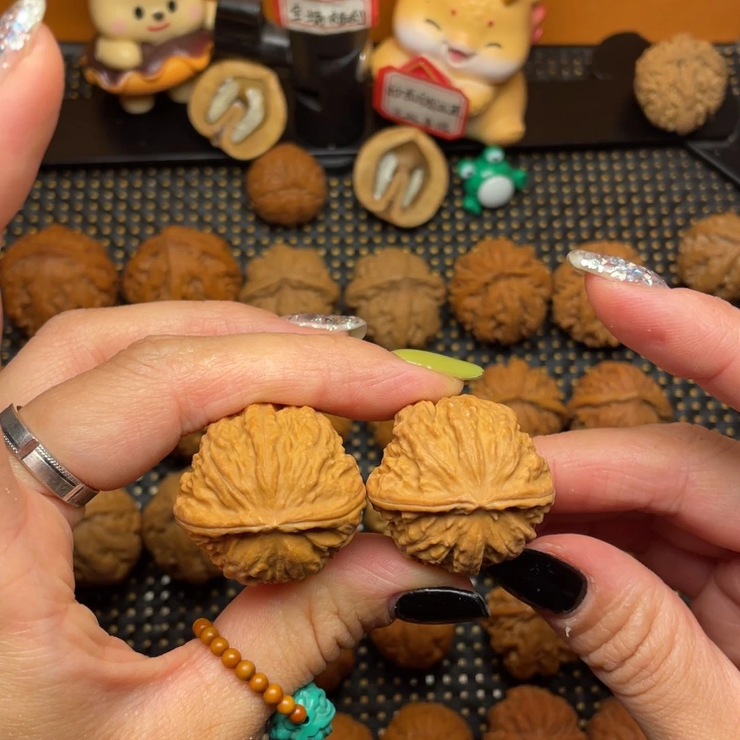 文玩核桃吊坠30尺全品闷尖小磨盘0003