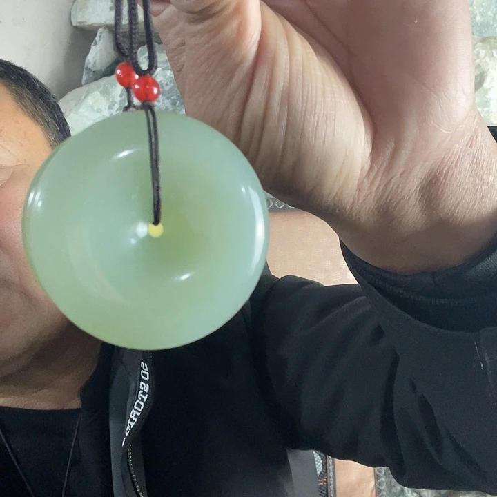 蛇纹石玉未镶嵌珠宝奇石