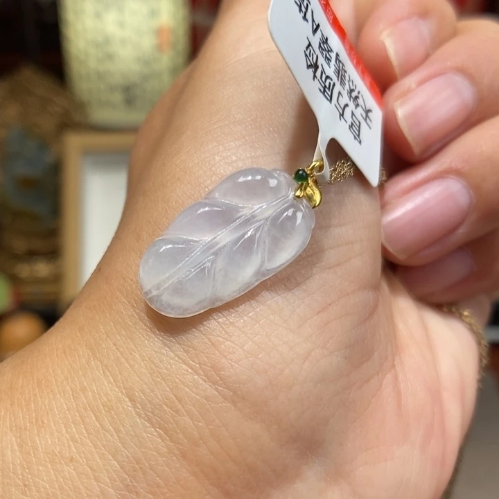 【闪购商品】颈饰18K金镶嵌翡翠33