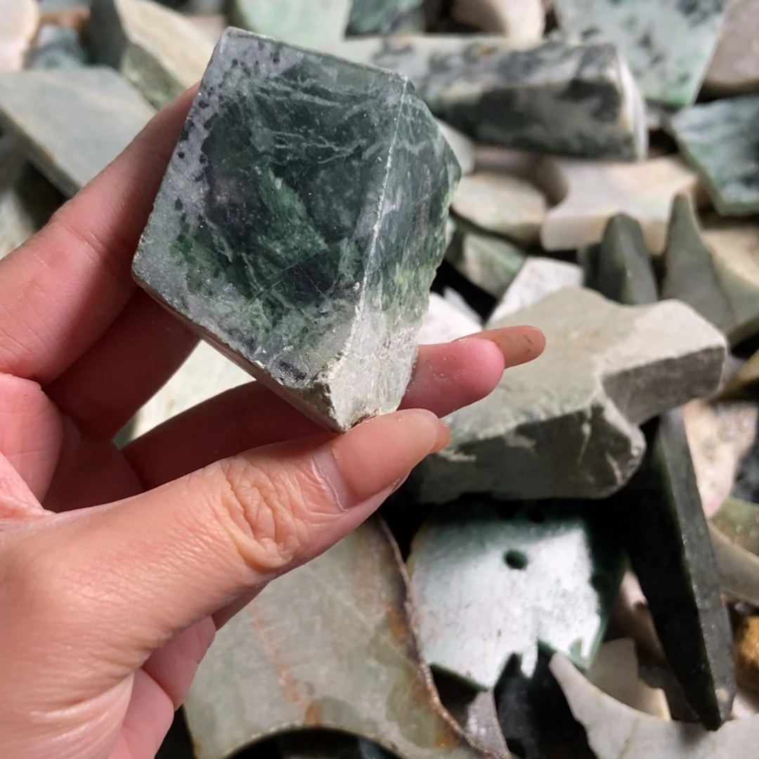 翡翠未镶嵌挂件天然翡翠