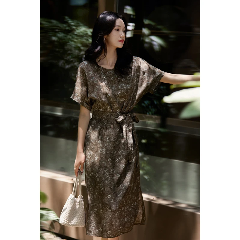 【法式盐系可露丽】绉感肌理桑蚕丝圆领系带连衣裙SQB884185MG