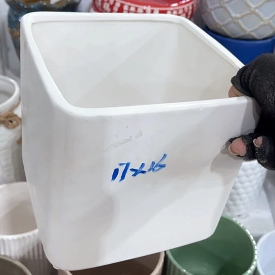 多肉绿植陶瓷花盆9.9包邮