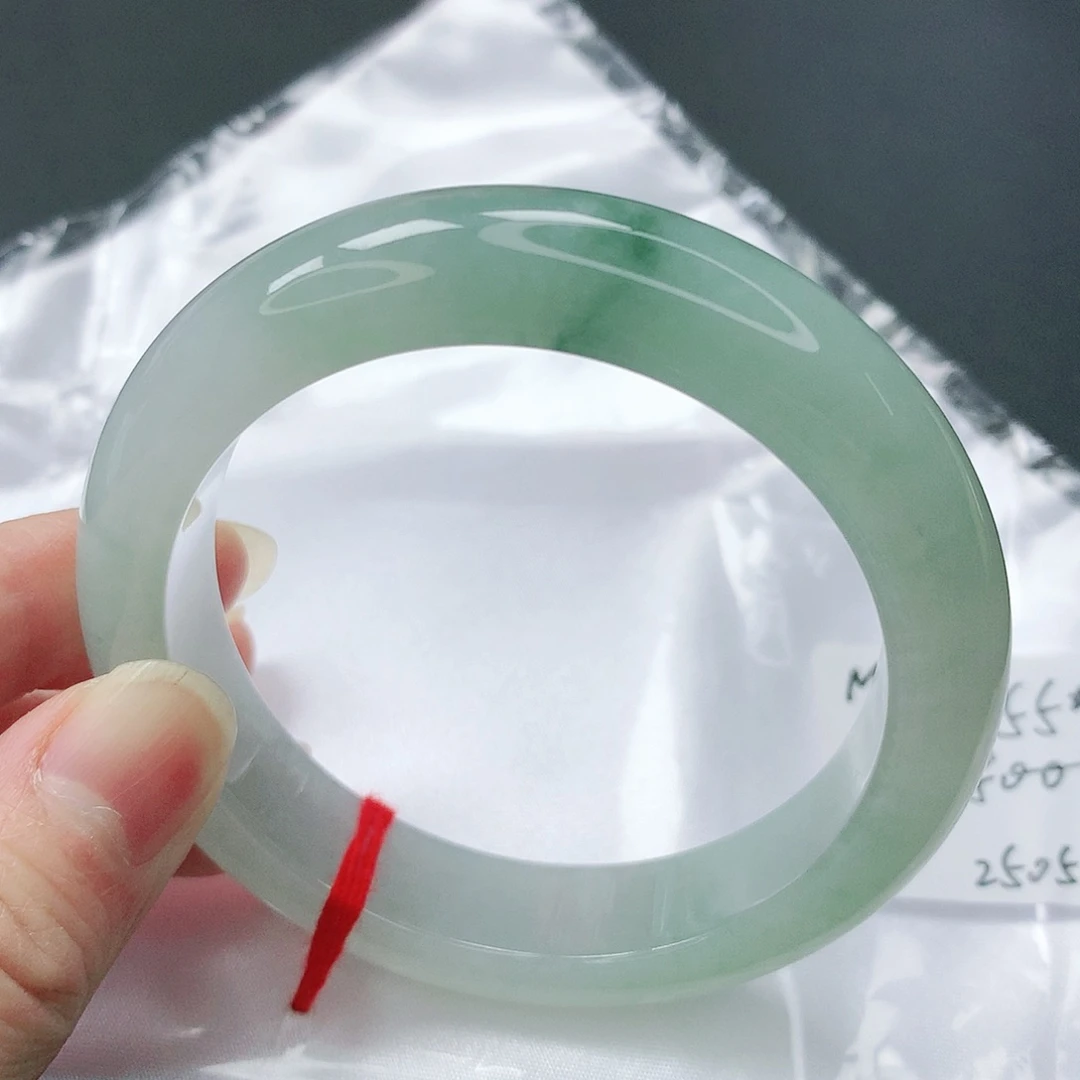 翡翠手镯未镶嵌缅甸天然A货翡翠