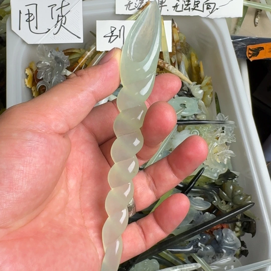 蛇纹石玉未镶嵌发饰