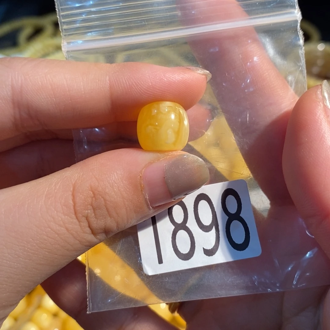 未镶嵌琥珀珠宝奇石1898