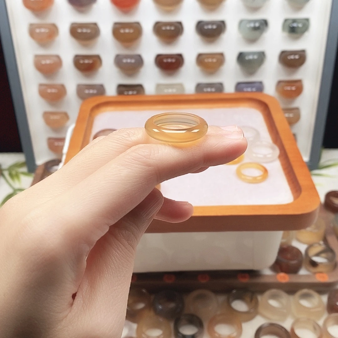 波***妞玛瑙/玉髓未镶嵌戒指港16