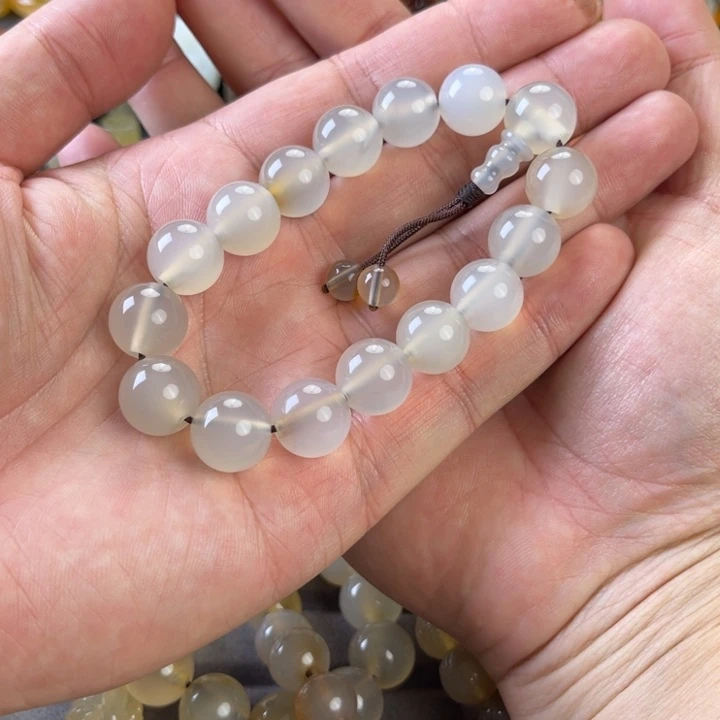 出***鞋玛瑙未镶嵌手饰手串