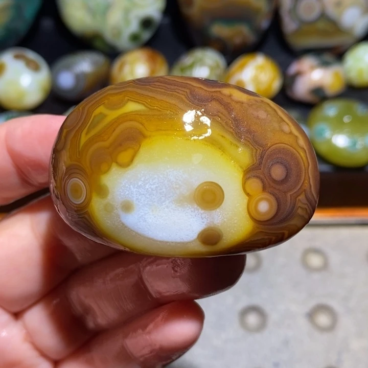 未镶嵌玛瑙/玉髓珠宝半成品56