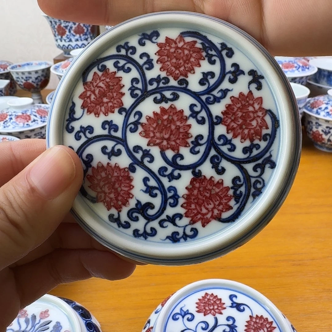 当代青花釉里红盖置