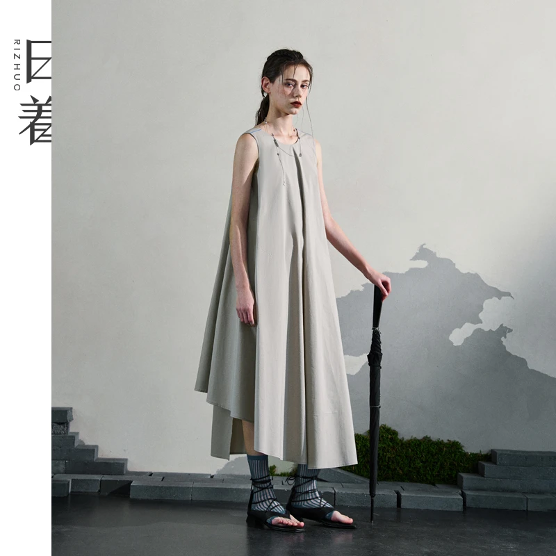 日着侠2025夏新款A型无袖连衣裙不对称气质优雅中长裙女RD2549L3