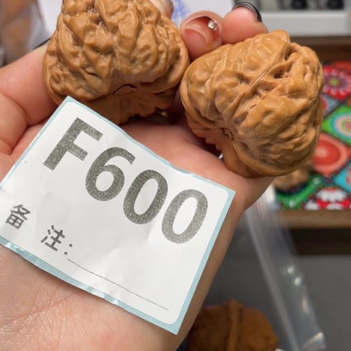 文玩核桃把件大蹬腿42 43 33