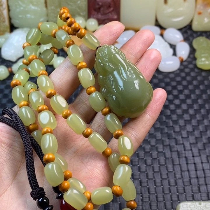 昆仑山料方解玉貔貅