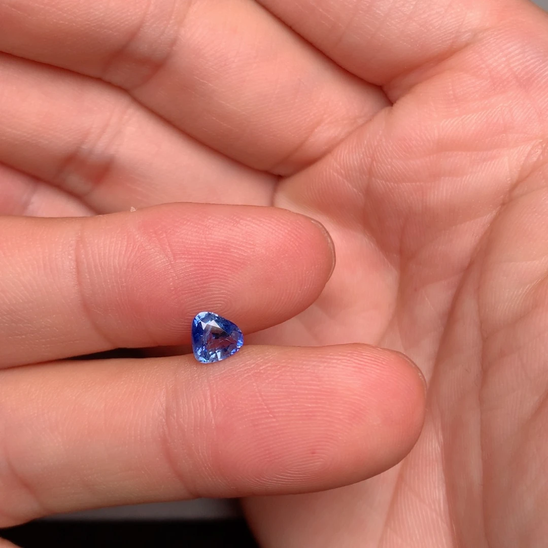 裸石蓝宝石裸石……