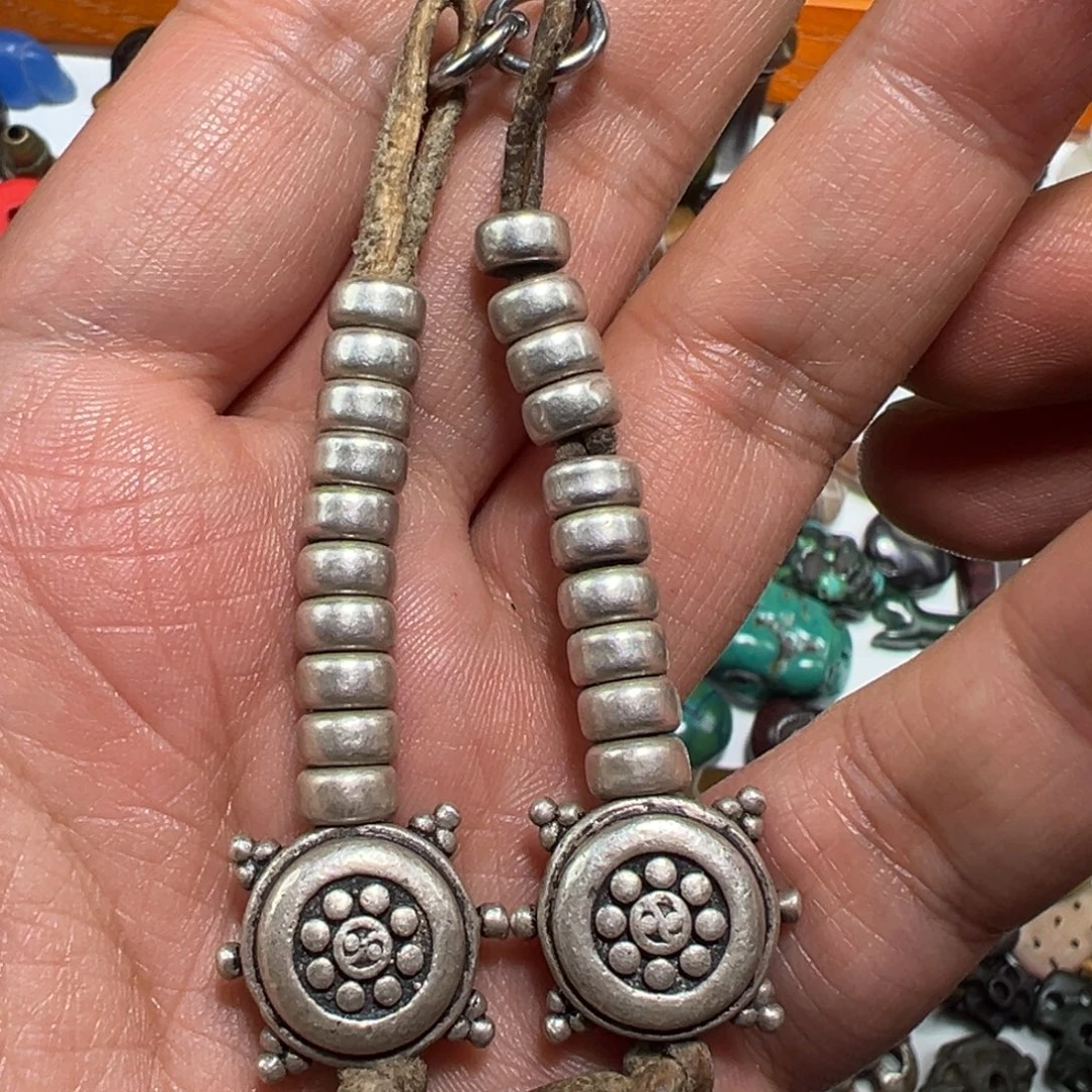 玻璃颈饰墨白藏传出品60