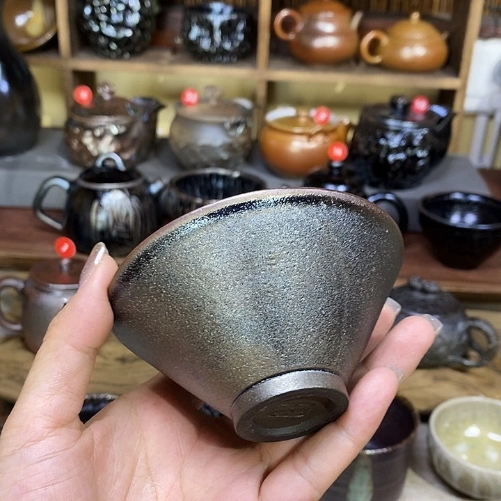 蓝***天云南建水柴烧微瑕主人杯