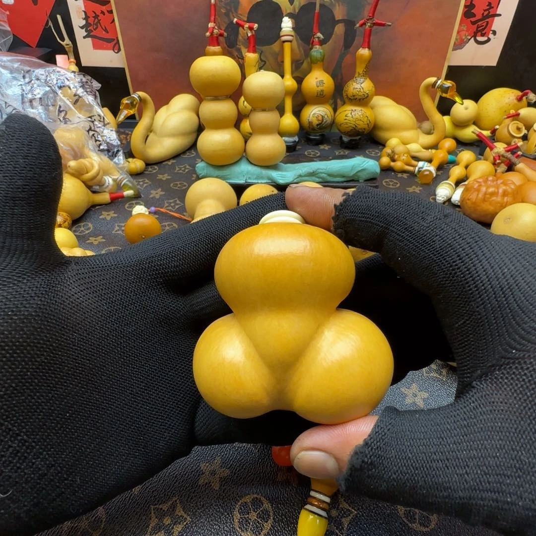 小*路哈哈哈哈哈哈哈哈哈哈