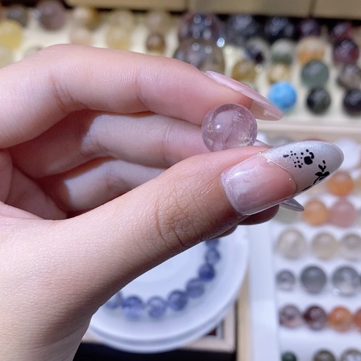 水晶颈饰未镶嵌多*朵打孔no退换