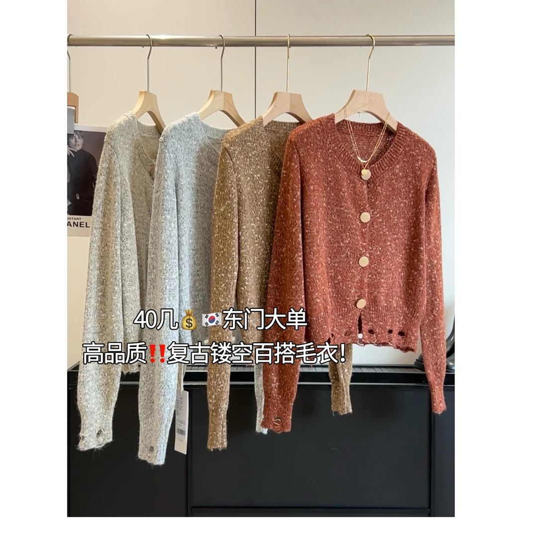 敲好穿！三色复古花纱圆领排扣百搭镂空设计感短款毛衣针织开衫女