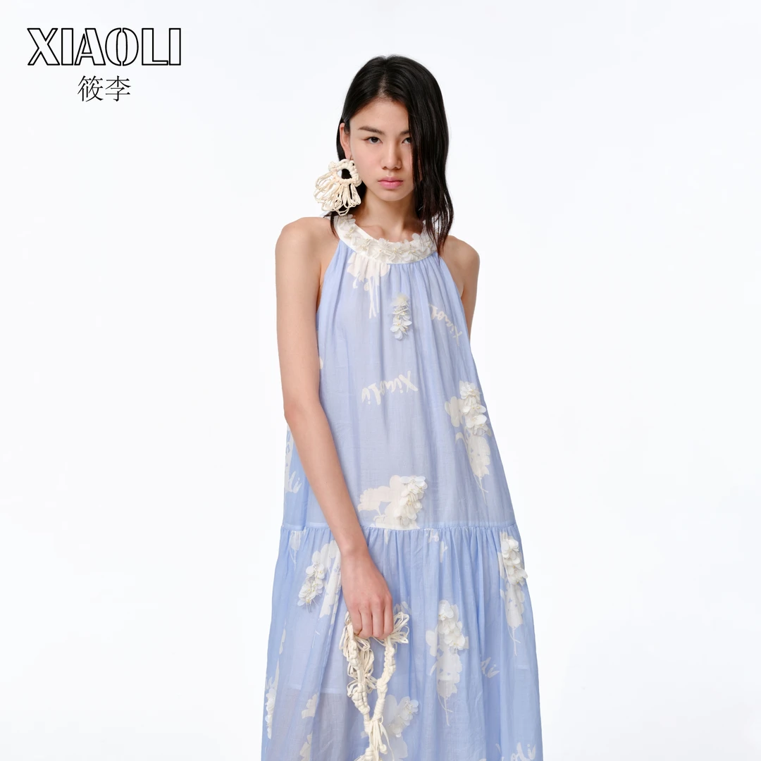 XIAOLI筱李 25春夏蓝色嵌花挂脖高级感度假风连衣裙