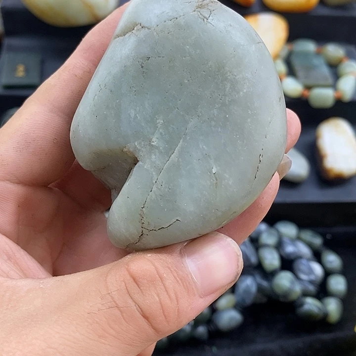 和田玉（糖玉）未镶嵌挂件