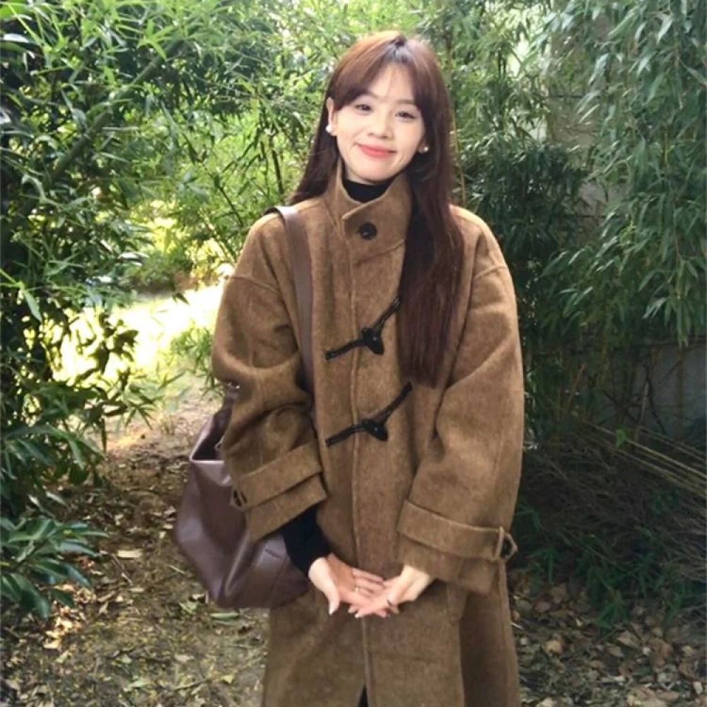 独特超好看深冬牛角扣呢子大衣女入冬2025新款毛呢外套加厚中长款