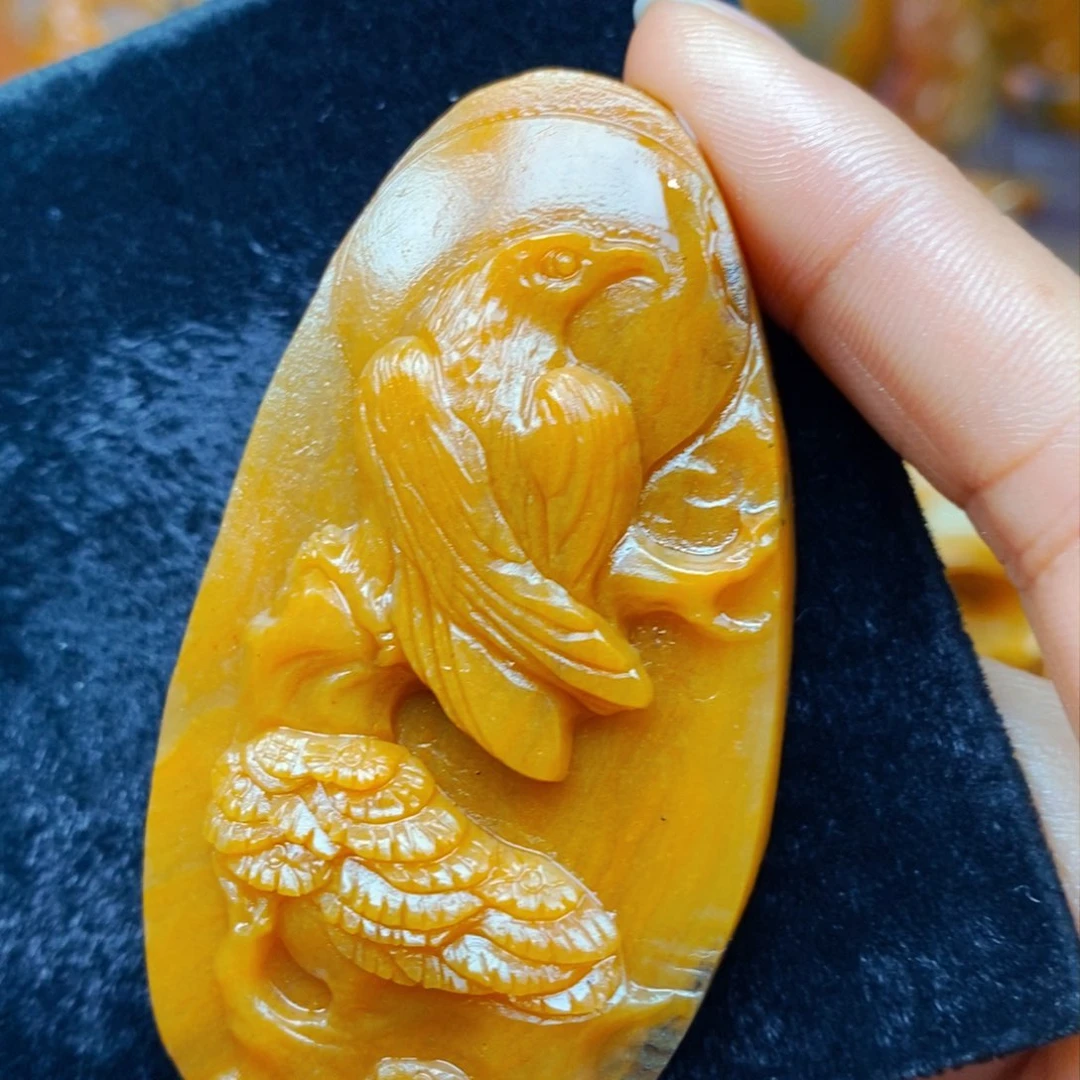 未镶嵌石英质玉（黄龙玉）吊坠(不含链)