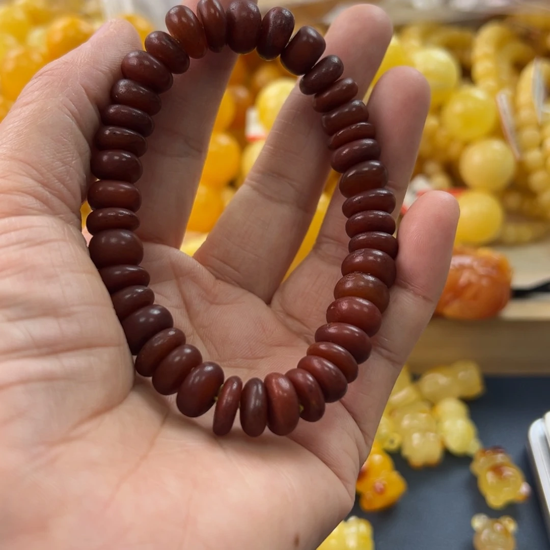 未镶嵌琥珀珠宝奇石