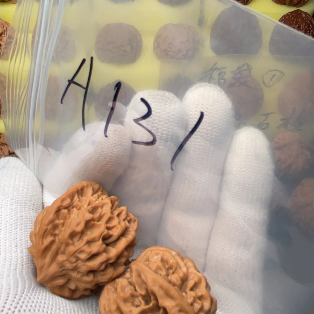 文玩核桃吊坠秦闷全品36