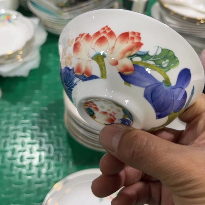 瓷片荷塘四寸蘸料碗六个哇塞