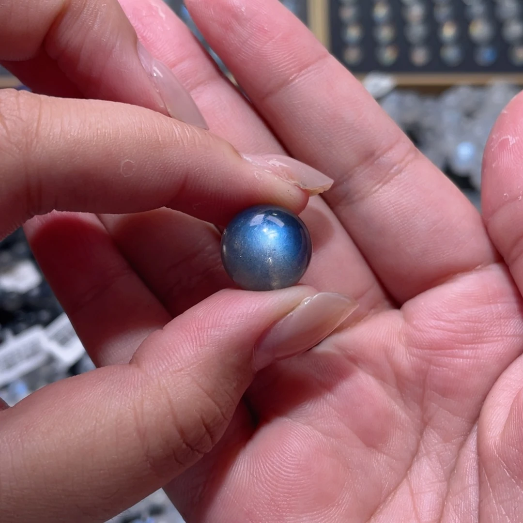 哒***记未镶嵌颈饰长石灰月光单珠14.3mm