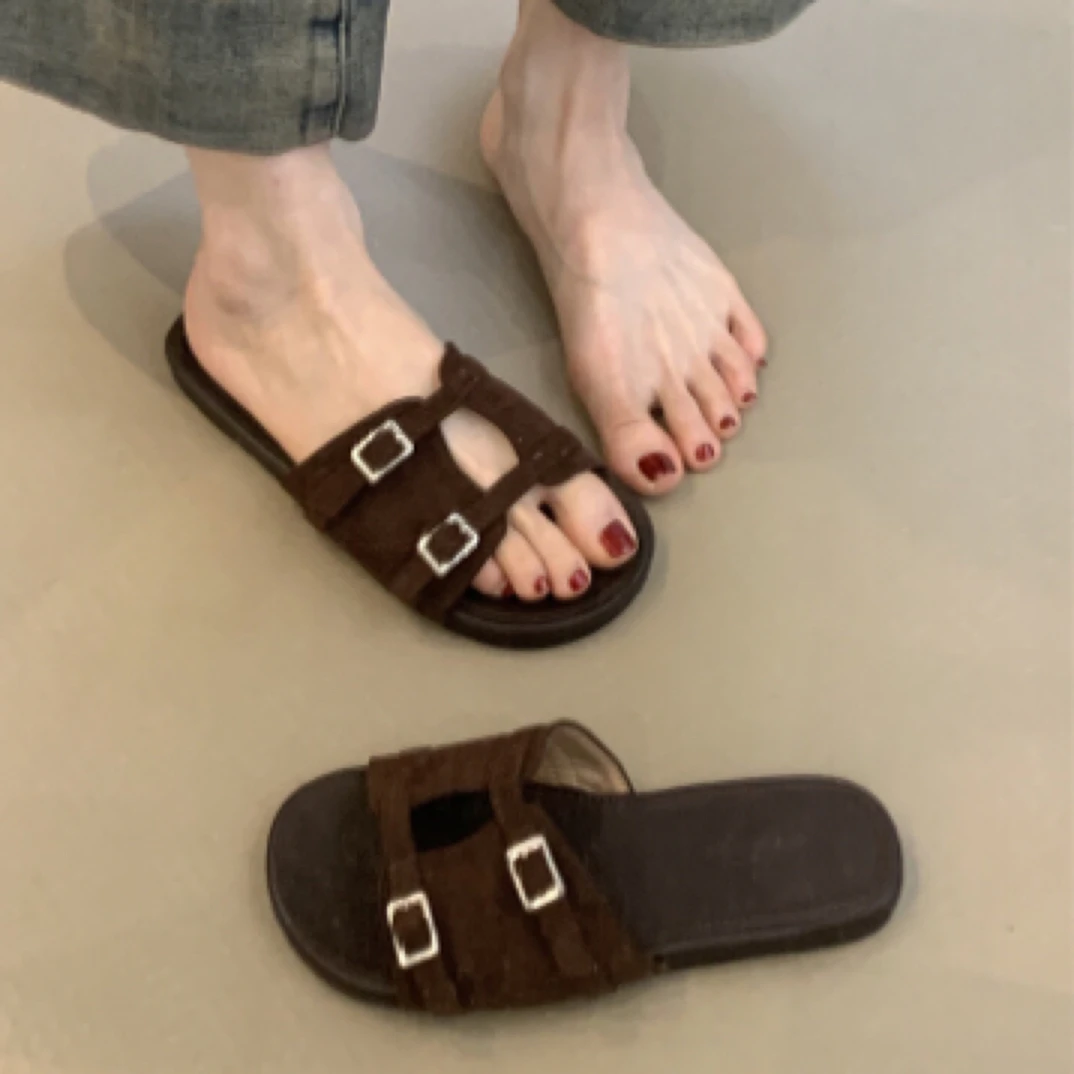 NQL-1160-16 复古凉拖鞋女鞋2025年配裙子皮带扣度假沙滩一字凉鞋