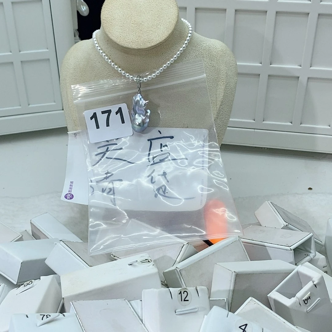 淡水珍珠颈饰合金