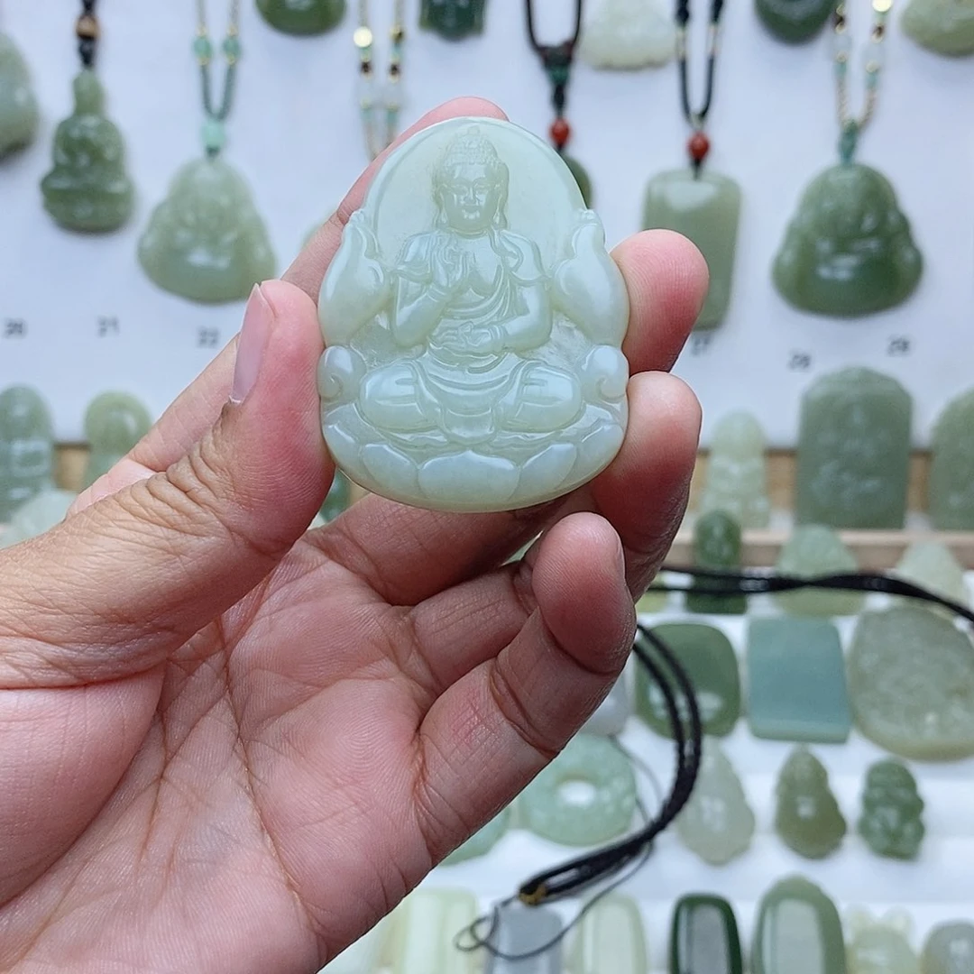 和田玉未镶嵌颈饰天***时