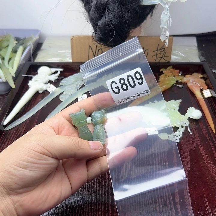 蛇纹石玉发饰合金心*