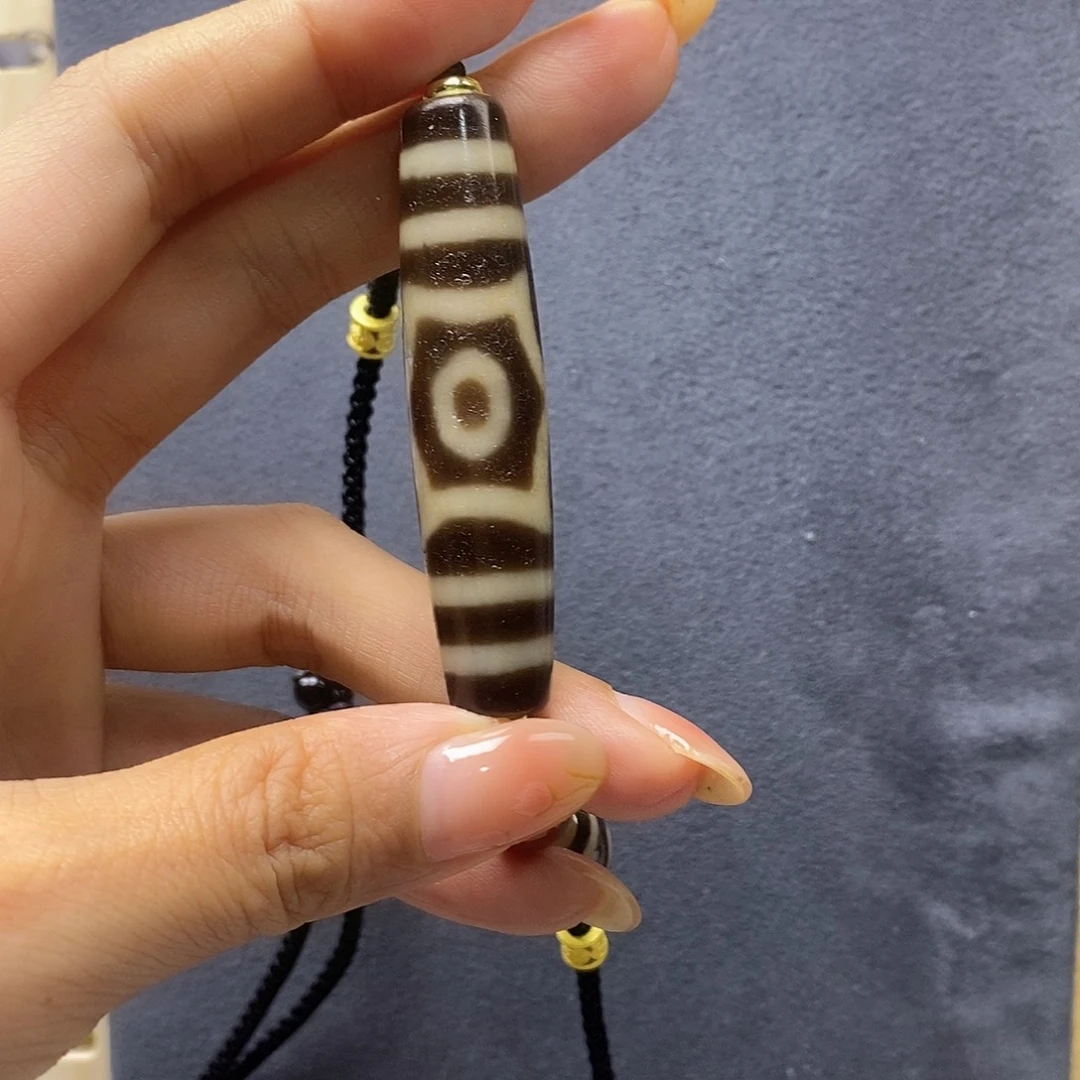 喵****玛瑙/玉髓未镶嵌颈饰