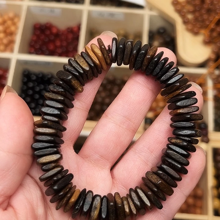 撒***贝大叶紫檀（黑酸枝木类）