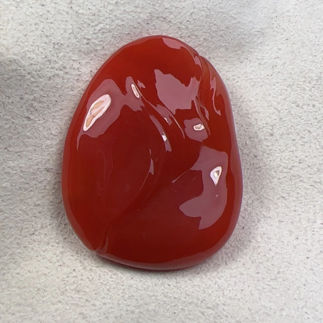 未镶嵌吊坠南红玛瑙来***?