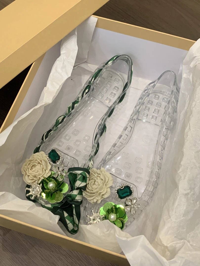 韩国果冻鞋仙女风镂空平底水晶公主鞋软底时装凉鞋配花洞洞鞋雨鞋