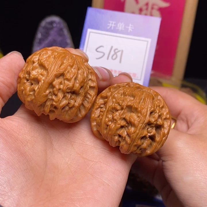 吊坠文玩核桃41全品白狮子s181