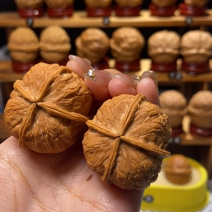 劉***返吊坠文玩核桃柿饼197