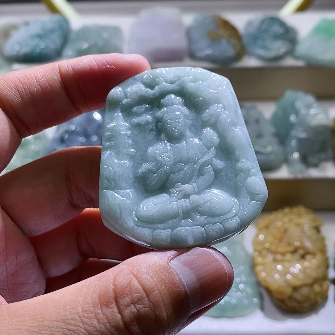 【闪购商品】翡翠颈饰未镶嵌观音