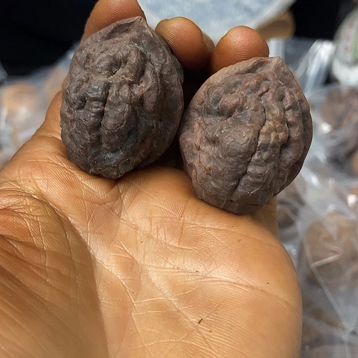 把件文玩核桃云南铁核桃基地38