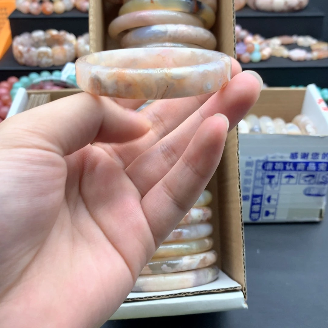 【闪购商品】手镯玛瑙/玉髓未镶嵌春****ロ