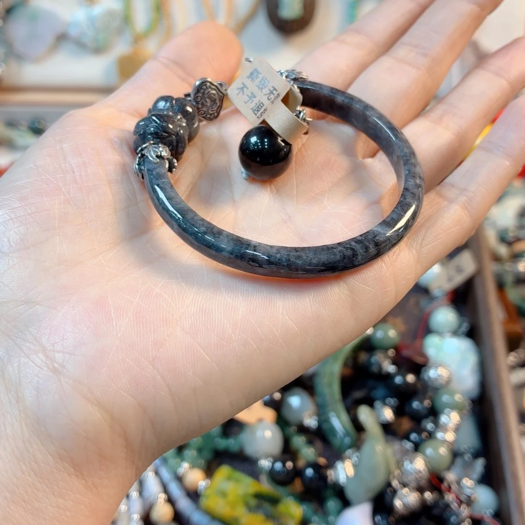 未镶嵌手链翡翠吃**.手串