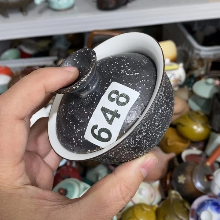 陶瓷艺术品及陶瓷壶