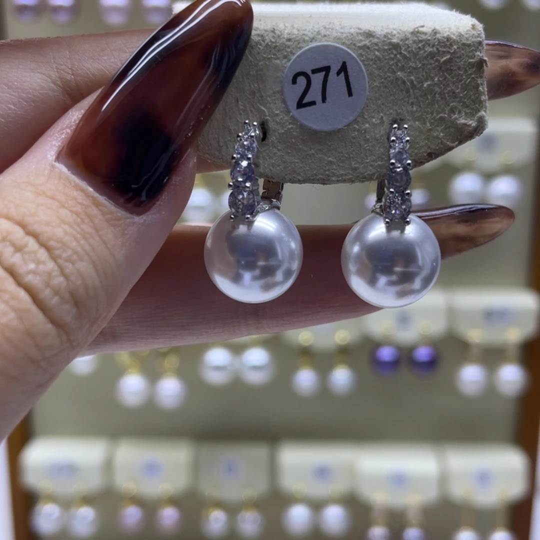 淡水珍珠耳饰未镶嵌