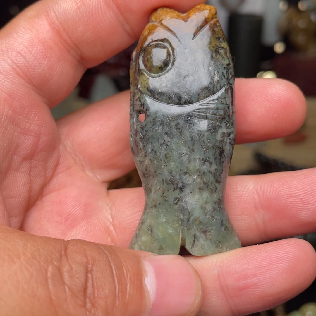 岫岩河磨玉（透闪石质玉）未镶嵌颈饰