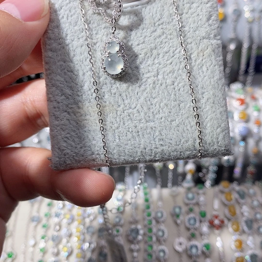 翡翠银S925镶嵌颈饰